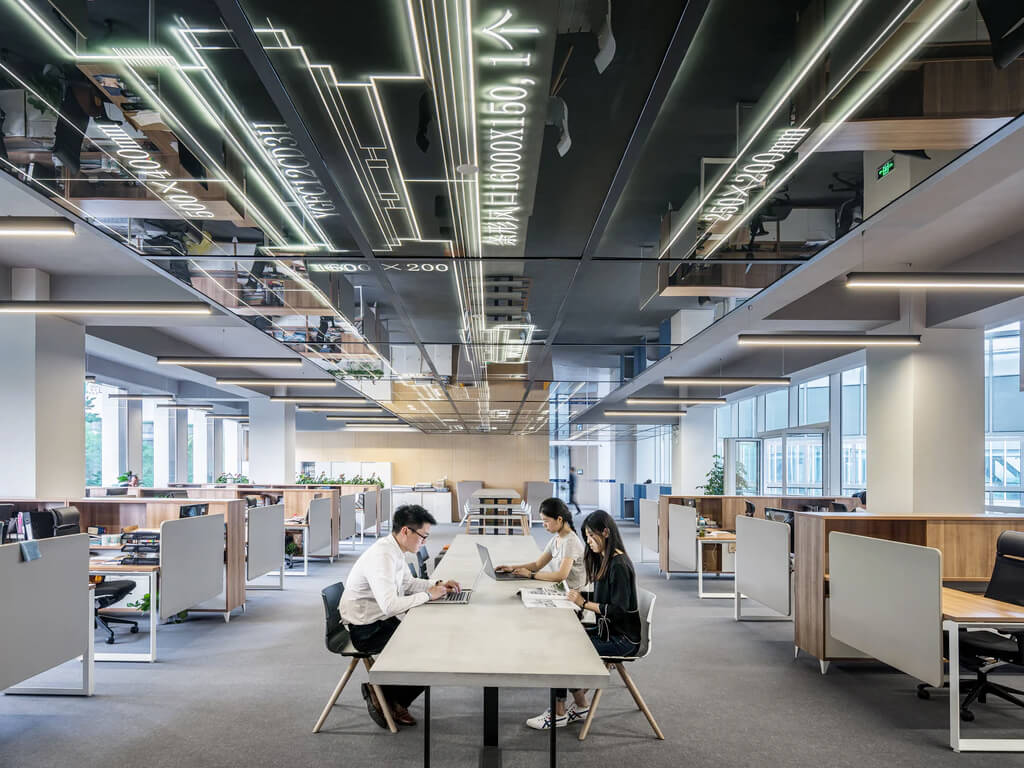 Cloud Migration Done Right: Lessons from the Field & Best Practices
